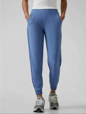 Athleta Brooklyn Jogger Size 4 Cottage Blue